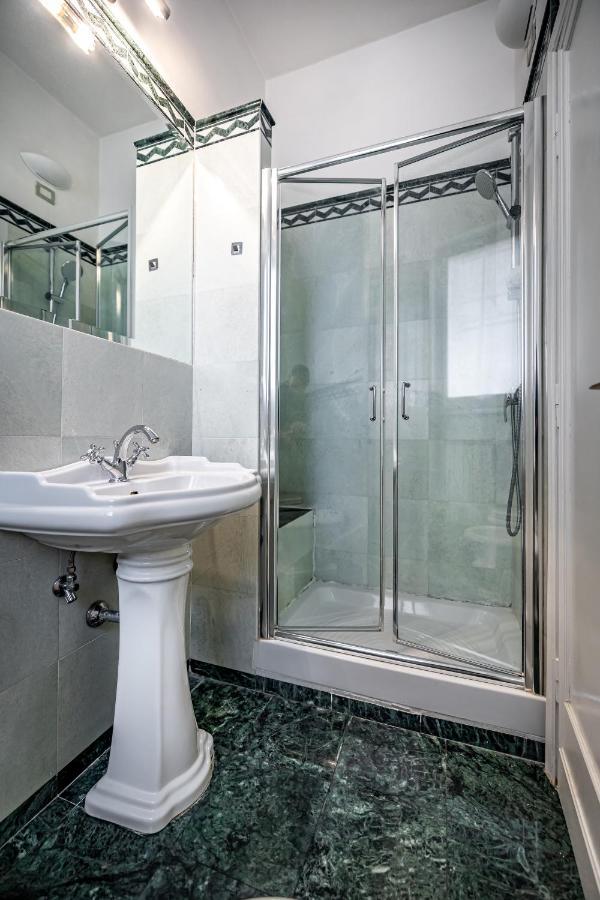 Yid D'Azeglio Luxury Apartment With Parking Флоренция Экстерьер фото